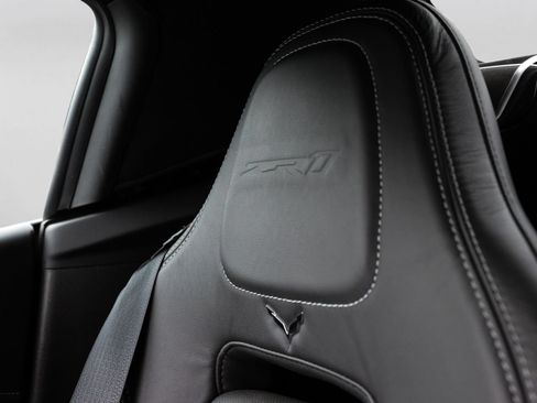 Used 2019 Chevrolet Corvette ZR1 RWD image 23