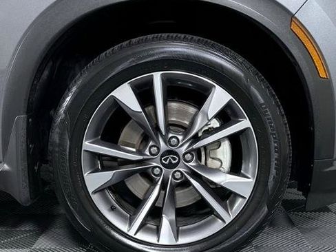 Certified 2024 INFINITI QX60 Luxe image 10
