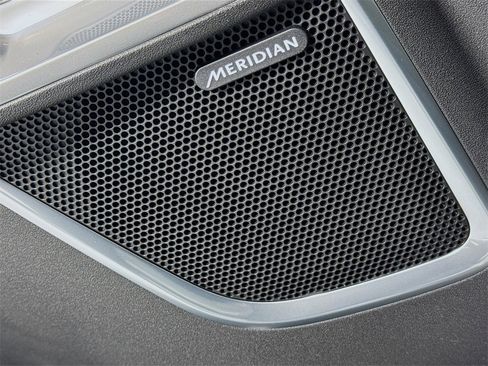 New 2024 Jaguar E-PACE R-Dynamic SE image 18