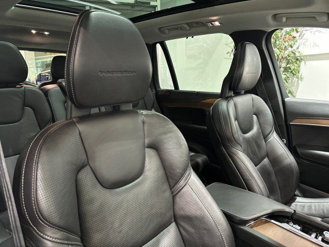 Used 2017 Volvo XC90 T6 Inscription w/ Vision Package AWD/4WD image 59