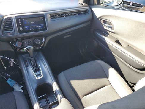 Used 2021 Honda HR-V Sport image 16