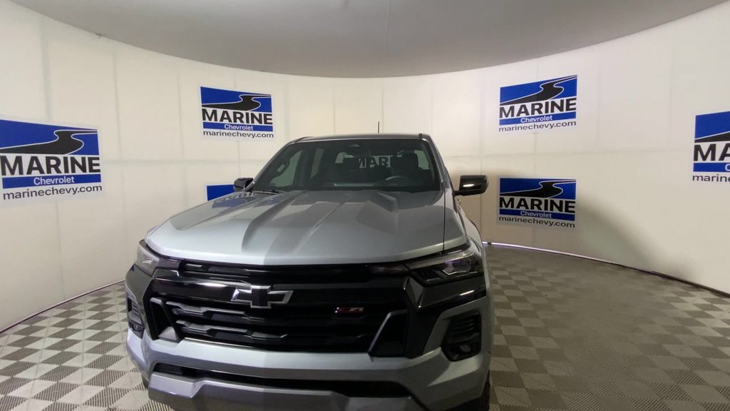 Used 2023 Chevrolet Colorado Z71 w/ Z71 Convenience Package 2 AWD/4WD image 5