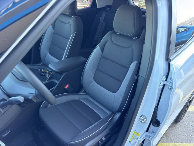 New 2026 Chevrolet TrailBlazer LT w/ Convenience Package FWD image 20