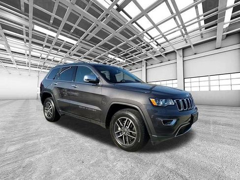 Used 2021 Jeep Grand Cherokee Limited image 1
