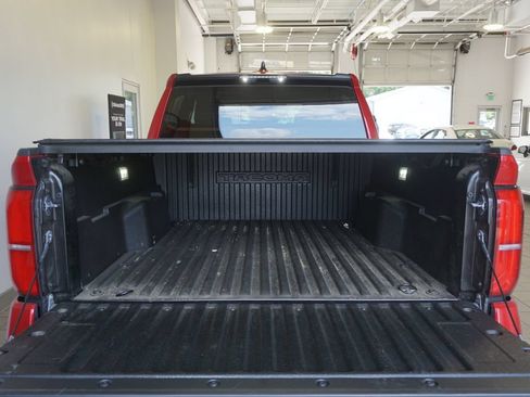 Used 2025 Toyota Tacoma SR5 AWD/4WD image 15