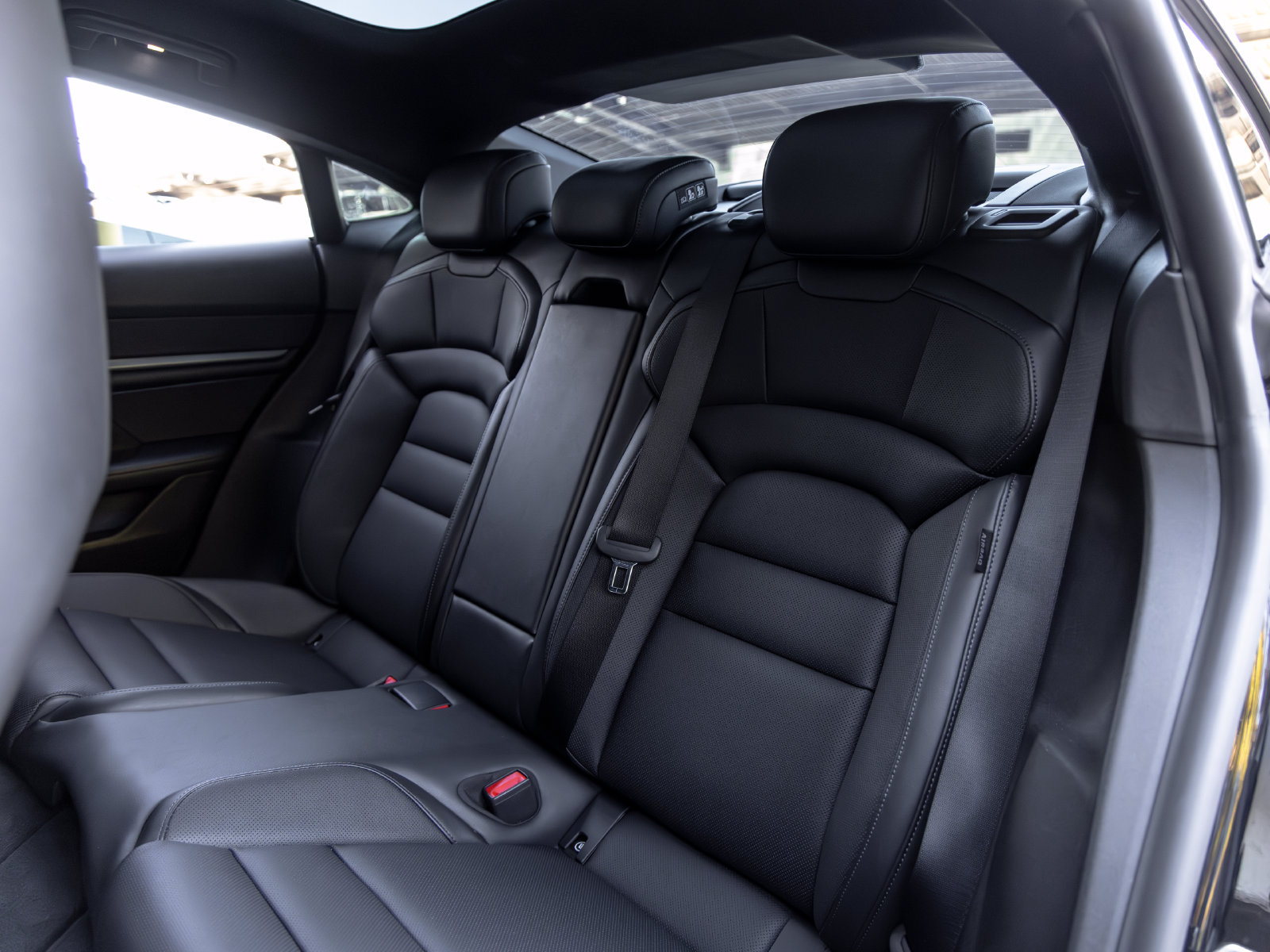 Certified 2025 Porsche Taycan RWD image 45
