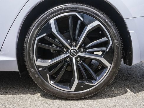 Certified 2023 Nissan Altima 2.5 SR FWD image 10