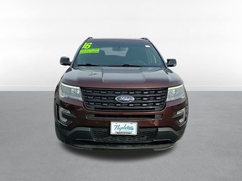 Used 2016 Ford Explorer Sport image 2