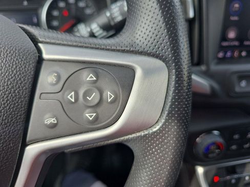 Used 2023 GMC Terrain SLE w/ Driver Convenience Package image 20