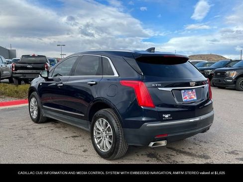 Used 2017 Cadillac XT5 Luxury w/ Driver Awareness Package image 3
