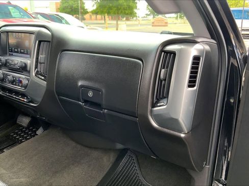 Used 2018 Chevrolet Silverado 1500 LT w/ Texas Edition RWD image 19