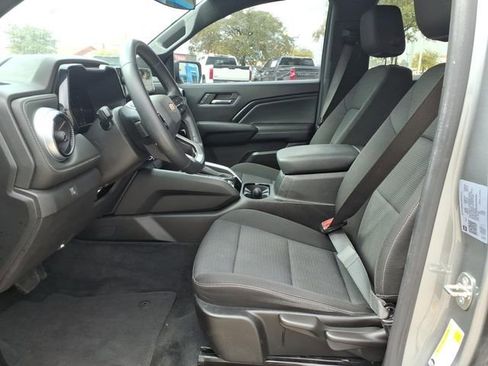 Used 2023 Chevrolet Colorado LT image 21