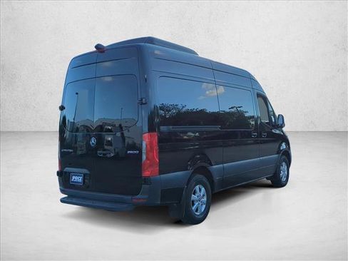 Used 2019 Mercedes-Benz Sprinter 2500 image 5