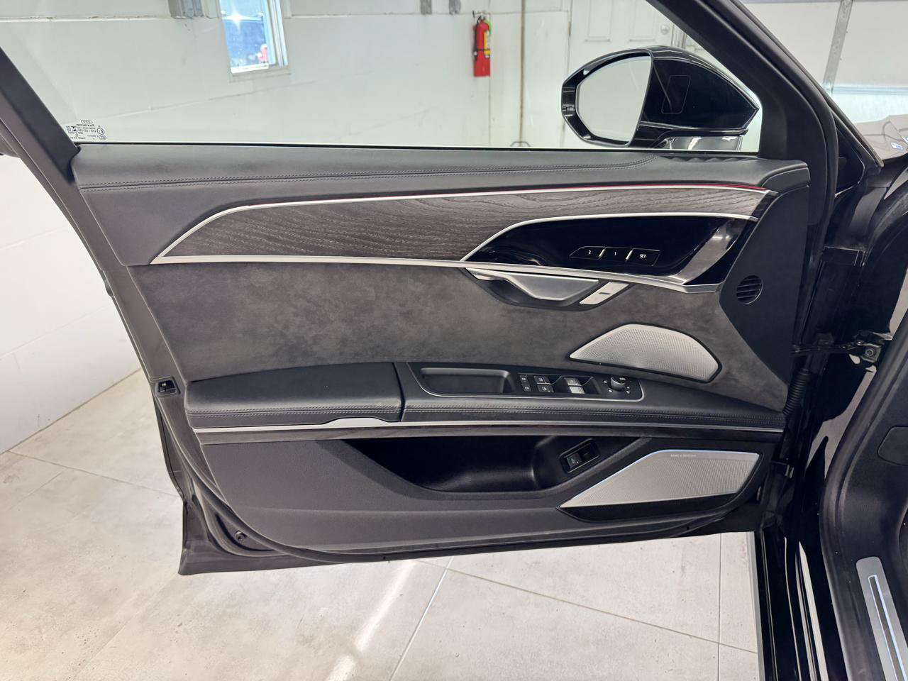 Used 2021 Audi A8 L 4.0T AWD/4WD image 10