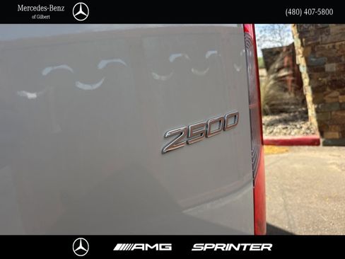 Used 2023 Mercedes-Benz Sprinter 2500 image 7