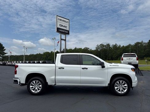 New 2026 Chevrolet Silverado 1500 Custom w/ LPO, Dark Essentials Package RWD image 2