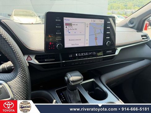 Used 2023 Toyota Sienna XSE w/ XSE Plus Package AWD/4WD image 20