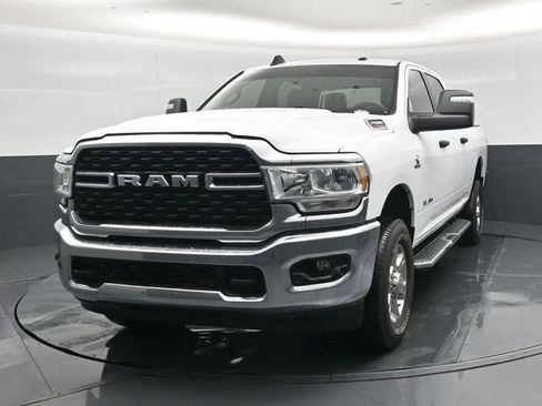 Used 2024 RAM 2500 Big Horn w/ Off Road Package AWD/4WD image 8