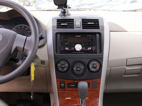 Used 2009 Toyota Corolla XLE FWD image 19