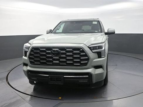 Used 2026 Toyota Sequoia Platinum AWD/4WD image 2