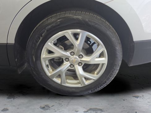 Used 2021 Chevrolet Equinox Premier AWD/4WD image 64