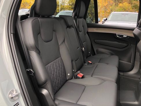 New 2026 Volvo XC90 T8 Plus image 35