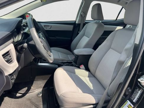 Used 2014 Toyota Corolla LE FWD image 9