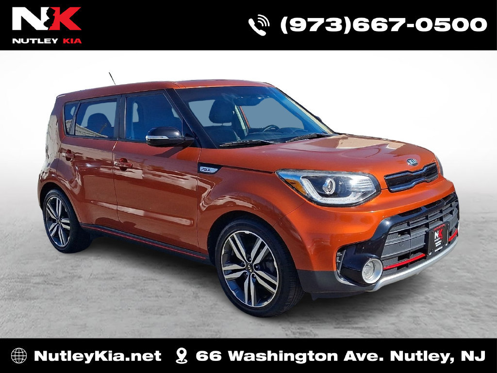Used 2018 Kia Soul ! w/ Tech Package FWD image 1