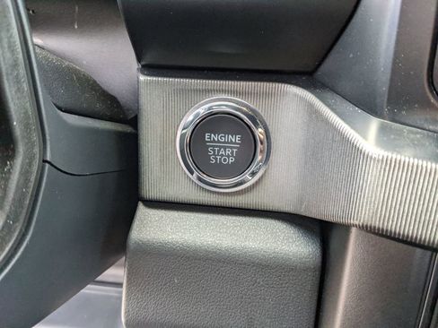 Certified 2024 Ford F250 Platinum w/ Tremor Off-Road Package image 28