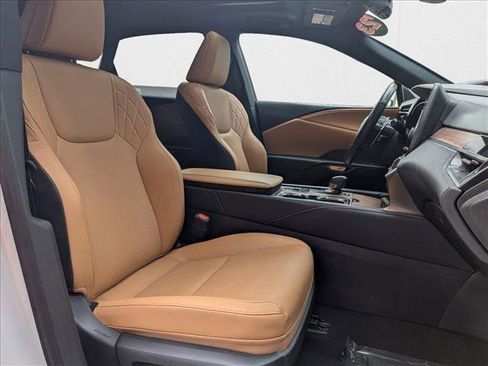 Used 2023 Lexus RX 350h image 21