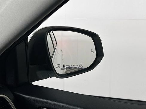 Used 2018 Toyota Highlander Limited Platinum AWD/4WD image 26