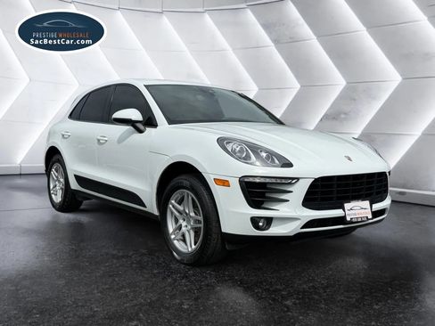 Used 2018 Porsche Macan Sport Edition AWD/4WD image 7