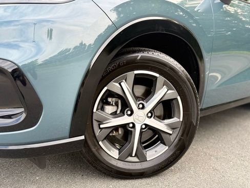 Used 2024 Honda HR-V EX-L image 2