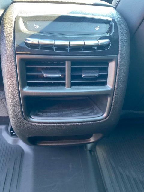 Used 2026 Cadillac XT5 Sportv w/ LPO, Floor Liner Package AWD/4WD image 36