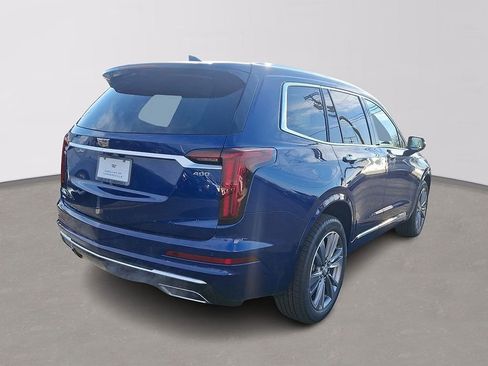 Certified 2025 Cadillac XT6 Premium Luxury w/ Technology Package image 4