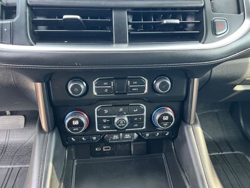 Used 2022 Chevrolet Tahoe High Country image 36