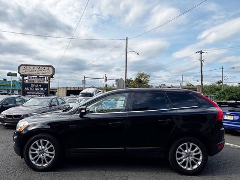 Used 2010 Volvo XC60 T6 AWD/4WD image 3