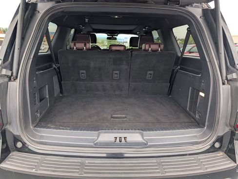 Used 2024 Ford Expedition Max Limited image 9