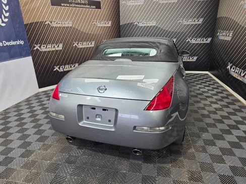 Used 2005 Nissan 350Z Grand Touring image 14