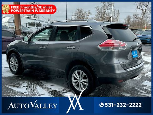 Used 2015 Nissan Rogue SV image 5