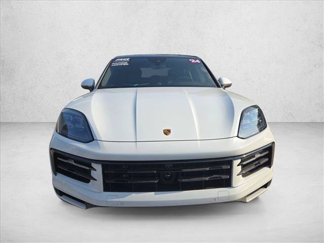 Used 2024 Porsche Cayenne Coupe AWD/4WD image 2
