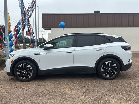 Used 2022 Volkswagen ID.4 Pro S image 3