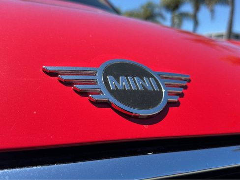 Used 2019 MINI Cooper Convertible image 42