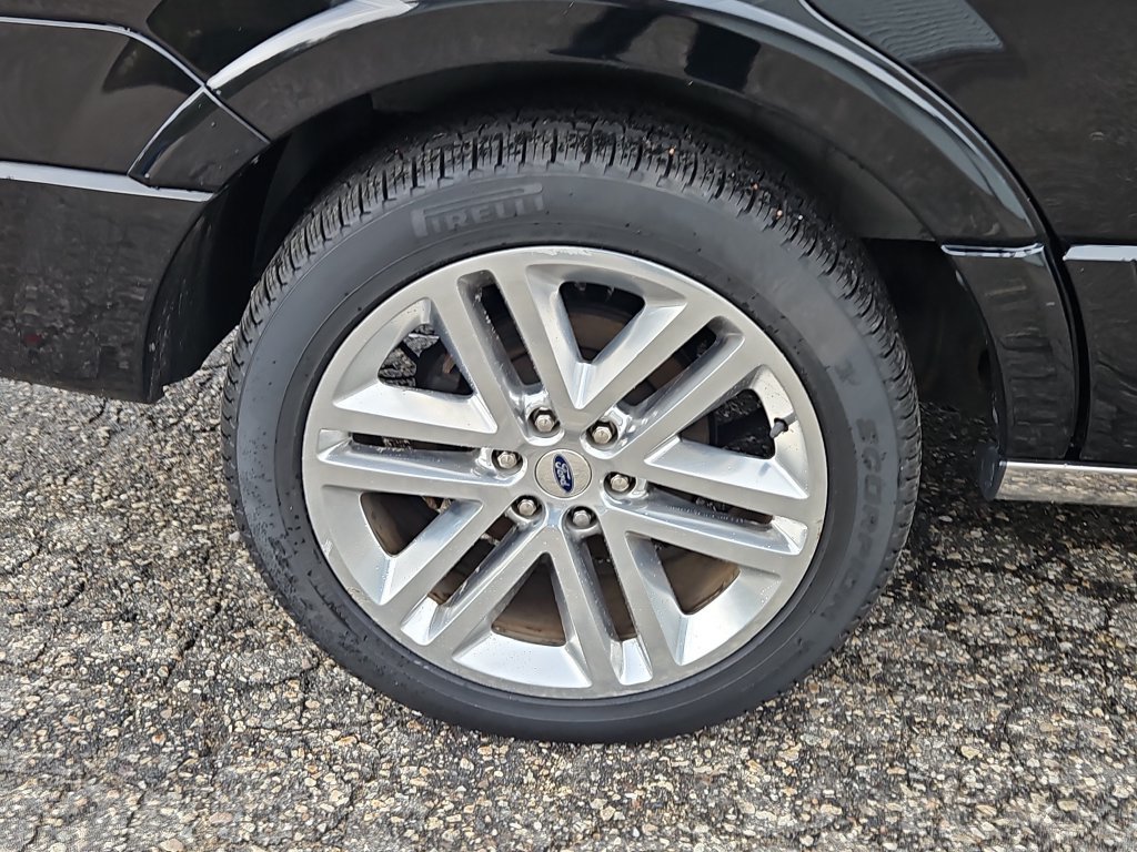 Used 2017 Ford Expedition Platinum AWD/4WD image 9