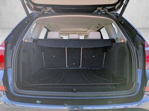 Used 2017 BMW X3 sDrive28i image 7