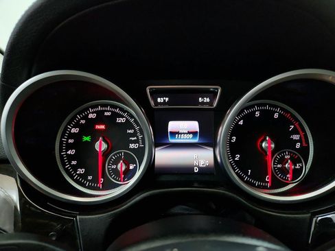 Used 2016 Mercedes-Benz GLE 400 4MATIC w/ Parking Assist Package image 17