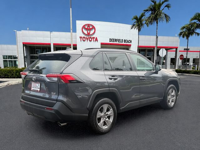 Used 2025 Toyota RAV4 XLE AWD/4WD image 7