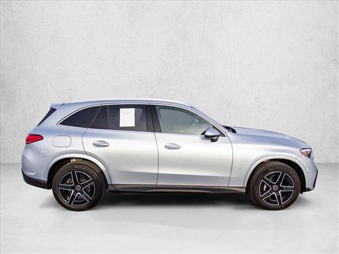 Certified 2026 Mercedes-Benz GLC 300 4MATIC image 4