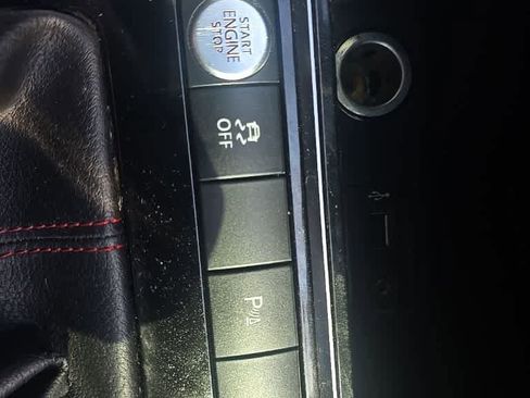 Used 2017 Volkswagen Jetta GLI image 19