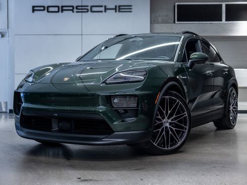 Certified 2025 Porsche Macan Electric RWD image 1